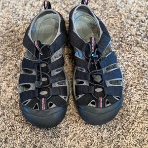 Keen Black and Gray Women's Sandals